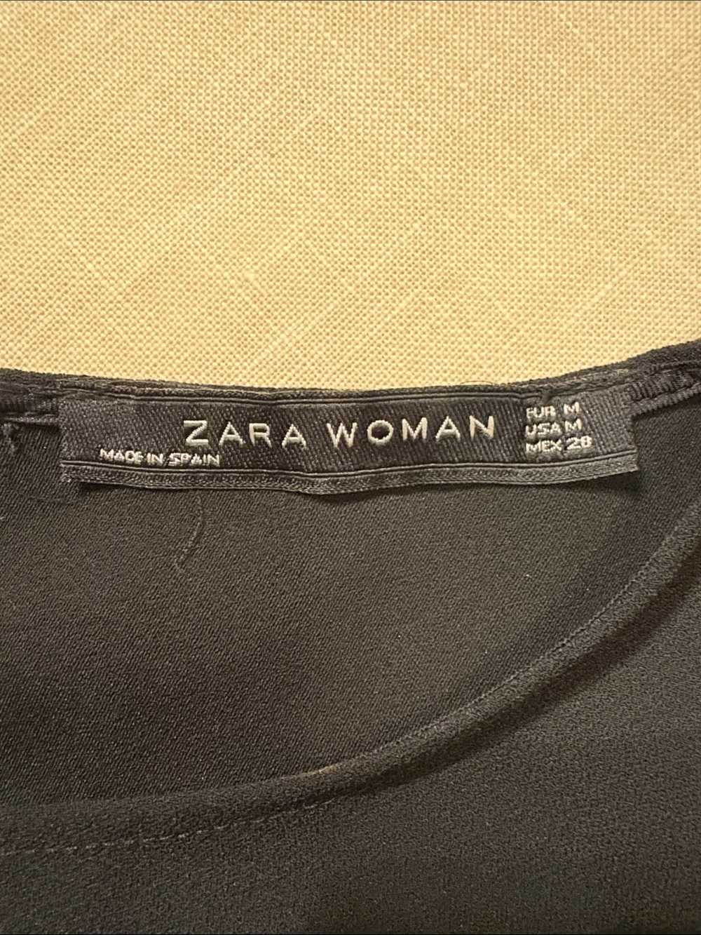 Zara Black Ruffle Sleeve Women's Top - Picture 3 of 3